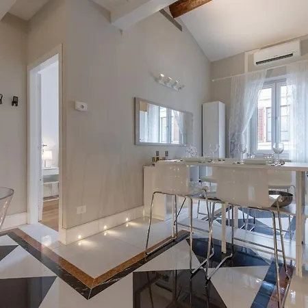 4season Flat 2 Bedrooms 10 Min Walk From The Cathedral Floransa