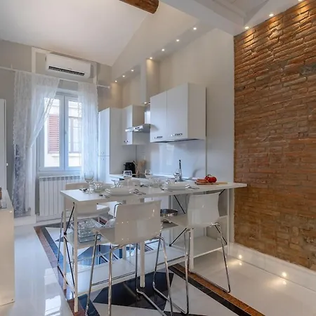4season Flat 2 Bedrooms 10 Min Walk From The Cathedral Φλωρεντία
